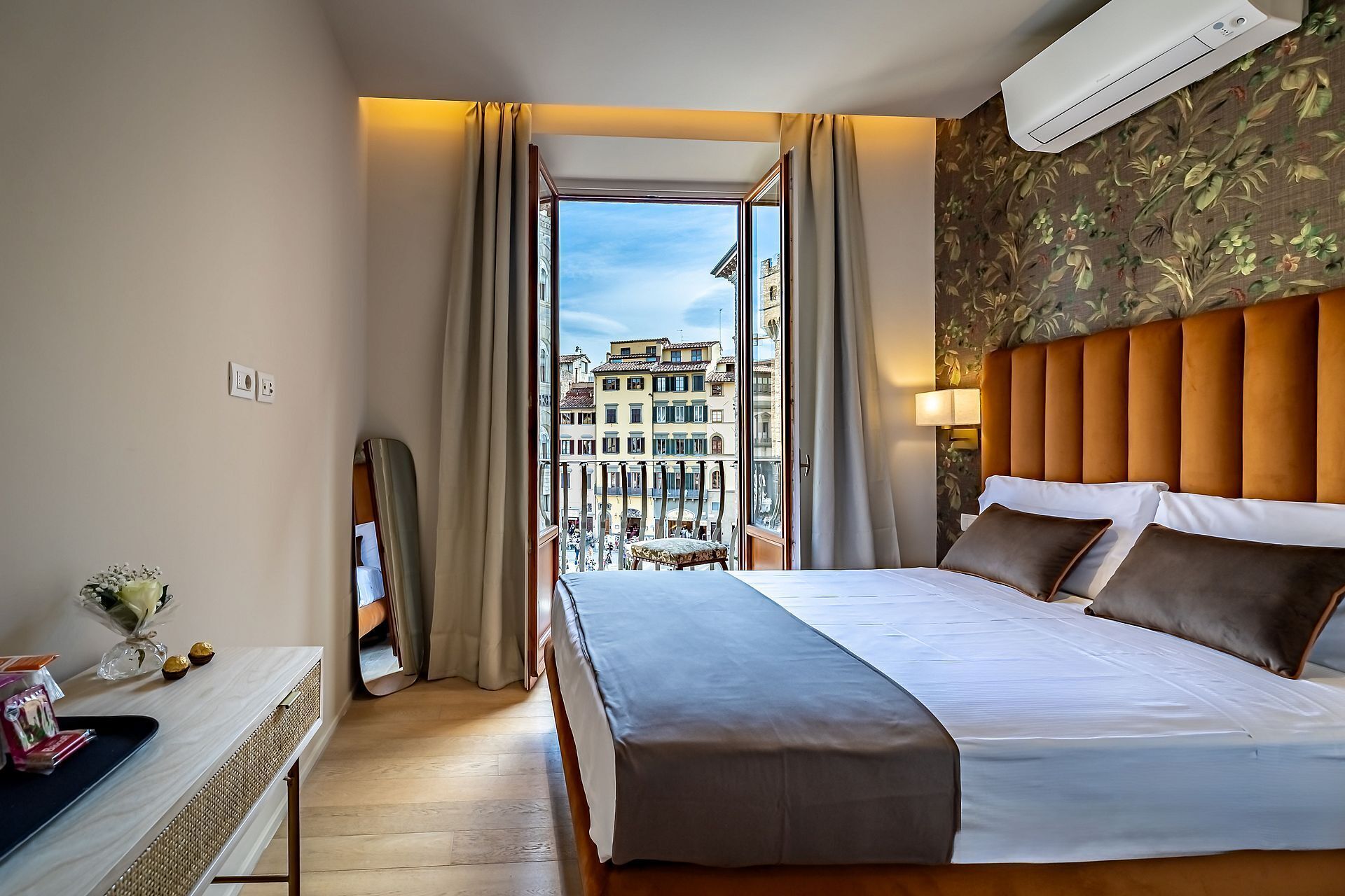 Basic Double Room, Balcony, City View