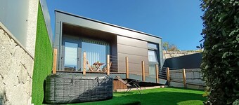 Tiny Home 'Refúgio D'Aguiar' with Mountain View, Wi-Fi, and Air Conditioning