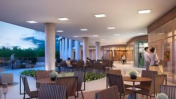 Panoramic Apartment | Outdoor dining