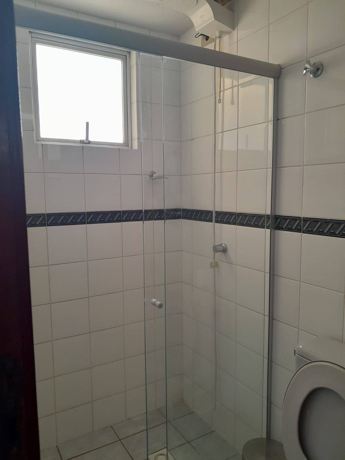 Appartement, balcon, vue ville | Salle de bain | Sèche-cheveux, serviettes fournies, savon, shampoing