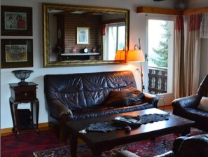 Living area - Vilma, (Laax Dorf). 4 Zimmerwohnung - 35002 by Interhome (Laax)