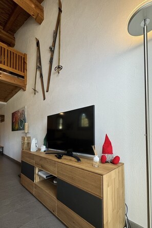 Interior - Apartment  by Interhome (Laax)