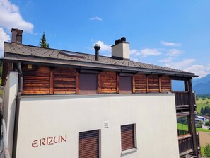 Esterni