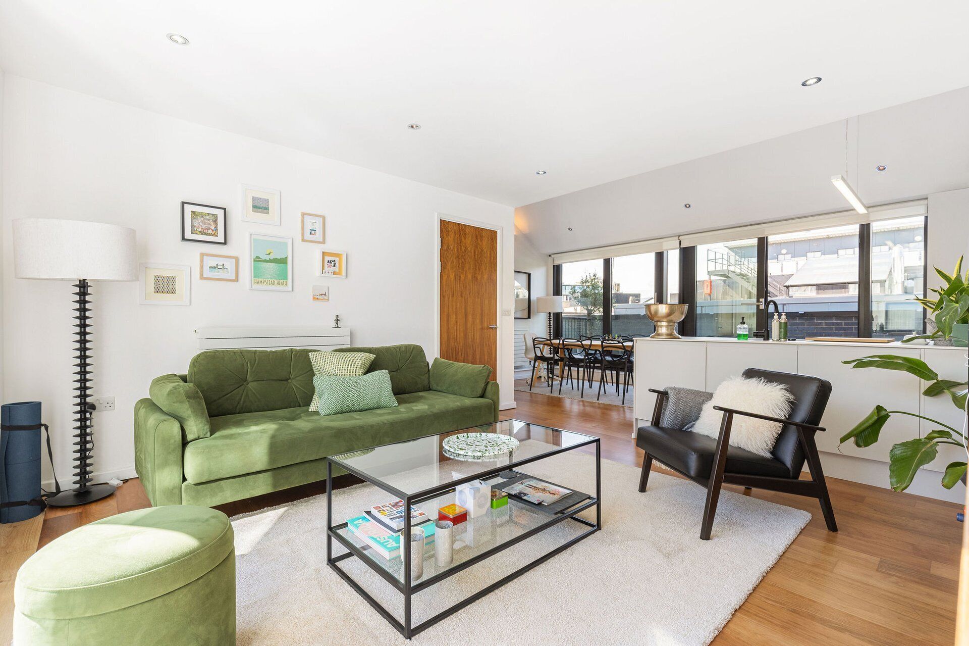 Guestready - Chic London Flat With Balcony Retreat - London