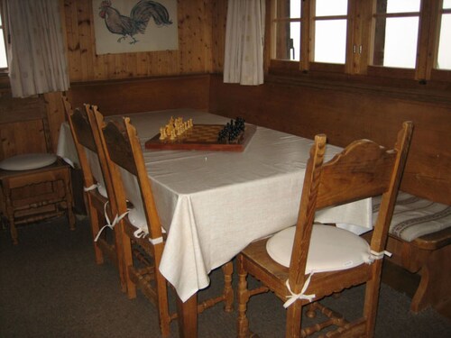 Familie Rüegg, (Flims Fidaz). 4 Zimmer Einfamilienhaus by Interhome