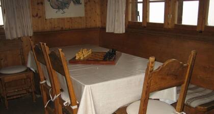 Familie Rüegg, (Flims Fidaz). 4 Zimmer Einfamilienhaus by Interhome