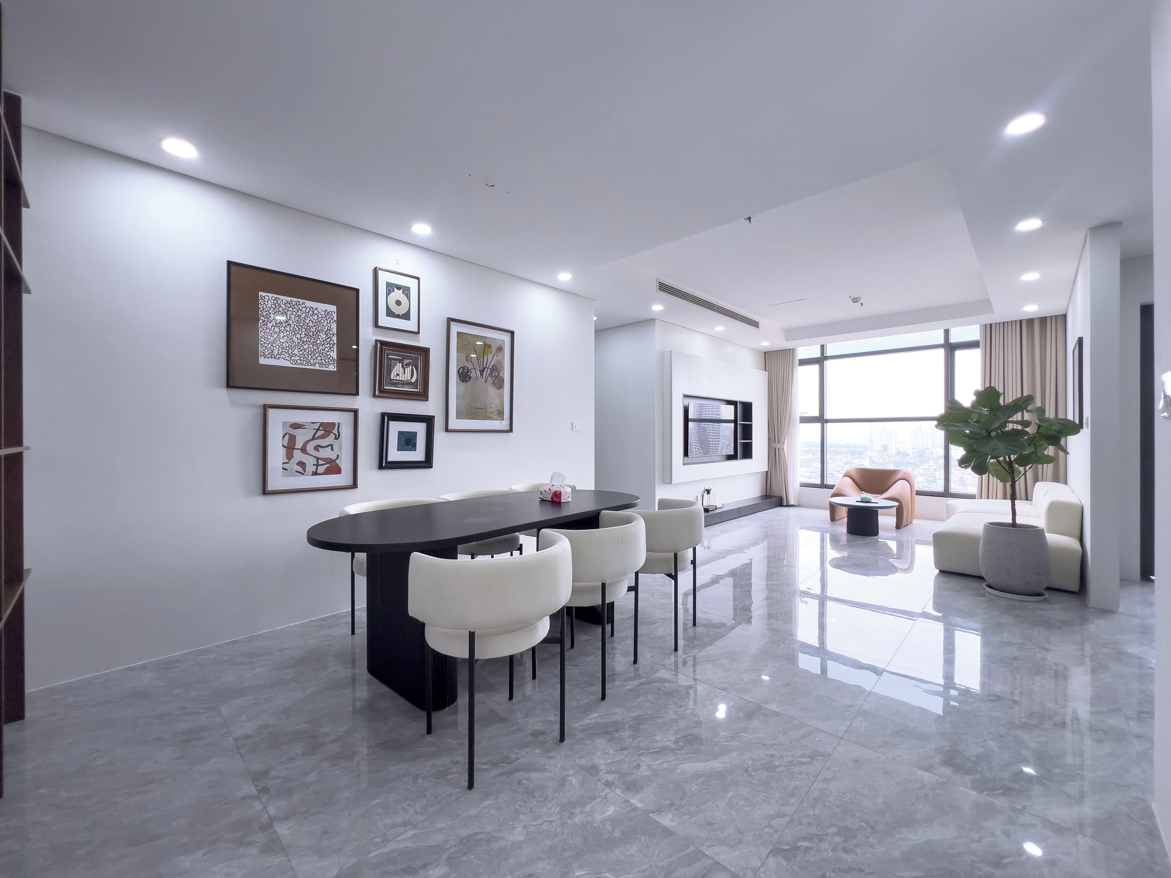 ลักซ์ชัวรี่อพาร์ทเมนท์, 3 ห้องนอน, วิวเมือง | บริเวณนั่งเล่น