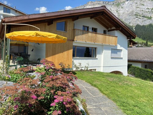 El Cantun, (Flims Dorf). 6-Zimmer Einfamilienhaus by Interhome