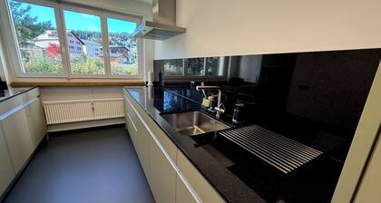 Arcula, (Flims Dorf). Grosszügige 3.5 Zimmerwohnung, 105 m2, ruhig & zentral ge by Interhome