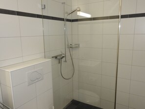 Bathroom - Ner B / Hartl, (Flims Dorf). 2.5 Zimmerwohnung by Interhome (Flims)