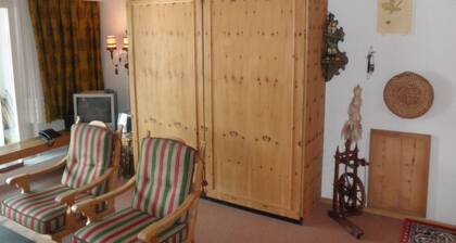 Ner B / Hartl, (Flims Dorf), 29 by Interhome