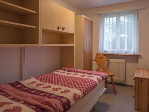 1 bedroom, Internet