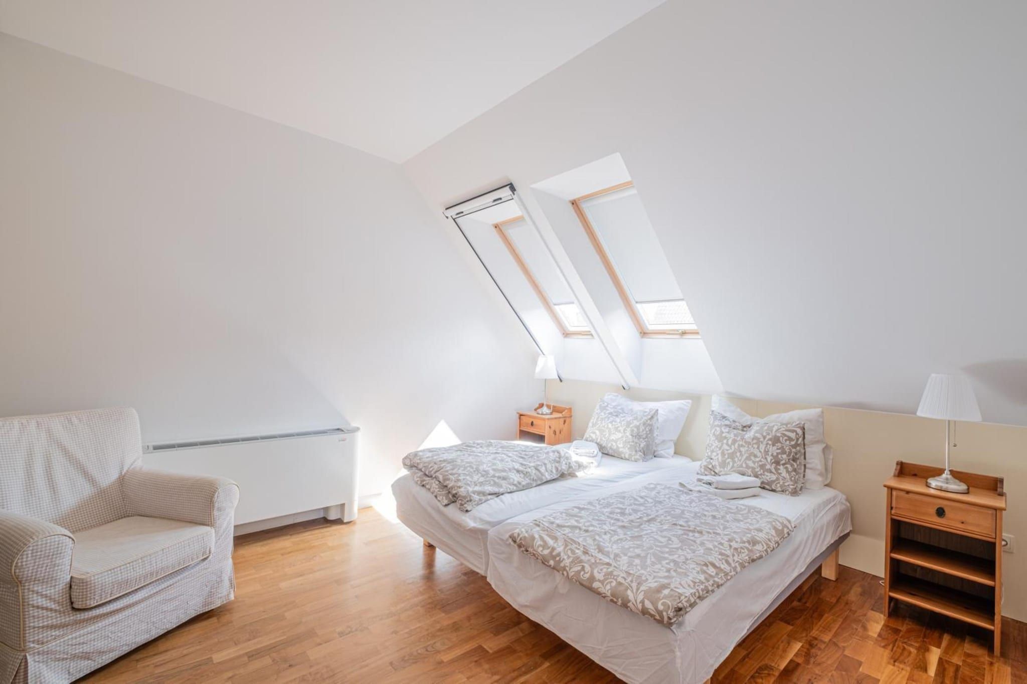 2 chambres, lit parapluie, Wi-Fi gratuit, draps fournis