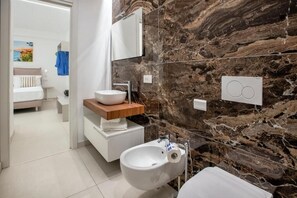 ห้องน้ำ