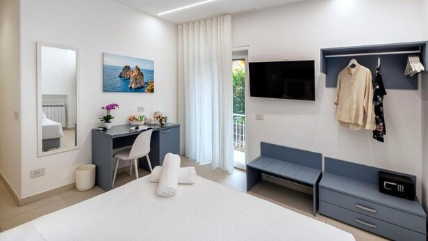 Double Room, Balcony | In-room safe, blackout drapes, WiFi (free) - B&B Gargiulo Family (Sorrento)