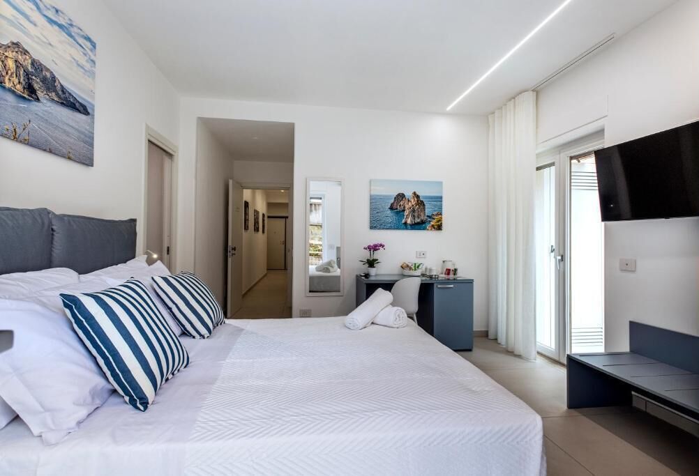 ห้องดับเบิล, ระเบียง