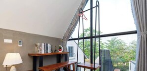 Basic Double Room, Hill View | Interior