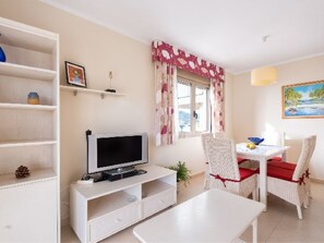Dining - Apartment Larimar - PlusHolidays by Interhome (Calpe/Calp)