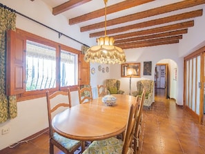 Dining - Villa Puseta - PlusHolidays by Interhome (Benissa)