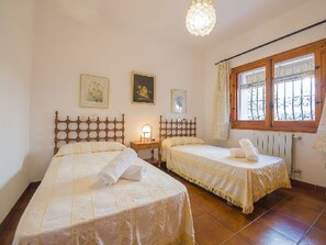 Room - Villa Puseta - PlusHolidays by Interhome (Benissa)