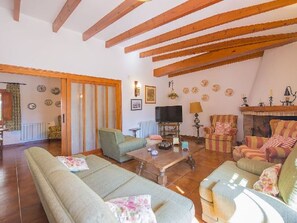 TV - Villa Puseta - PlusHolidays by Interhome (Benissa)