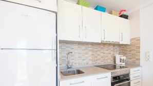 Private kitchen - Apartment Felicidad - PlusHolidays by Interhome (Calpe/Calp)