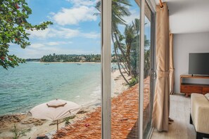 Room, 2 Bedrooms | Interior