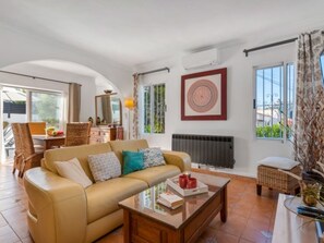 TV - Villa Anais - Plus by Interhome (Calpe/Calp)
