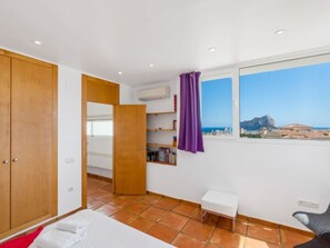 Room - Villa Moderna - PlusHolidays by Interhome (Calpe/Calp)