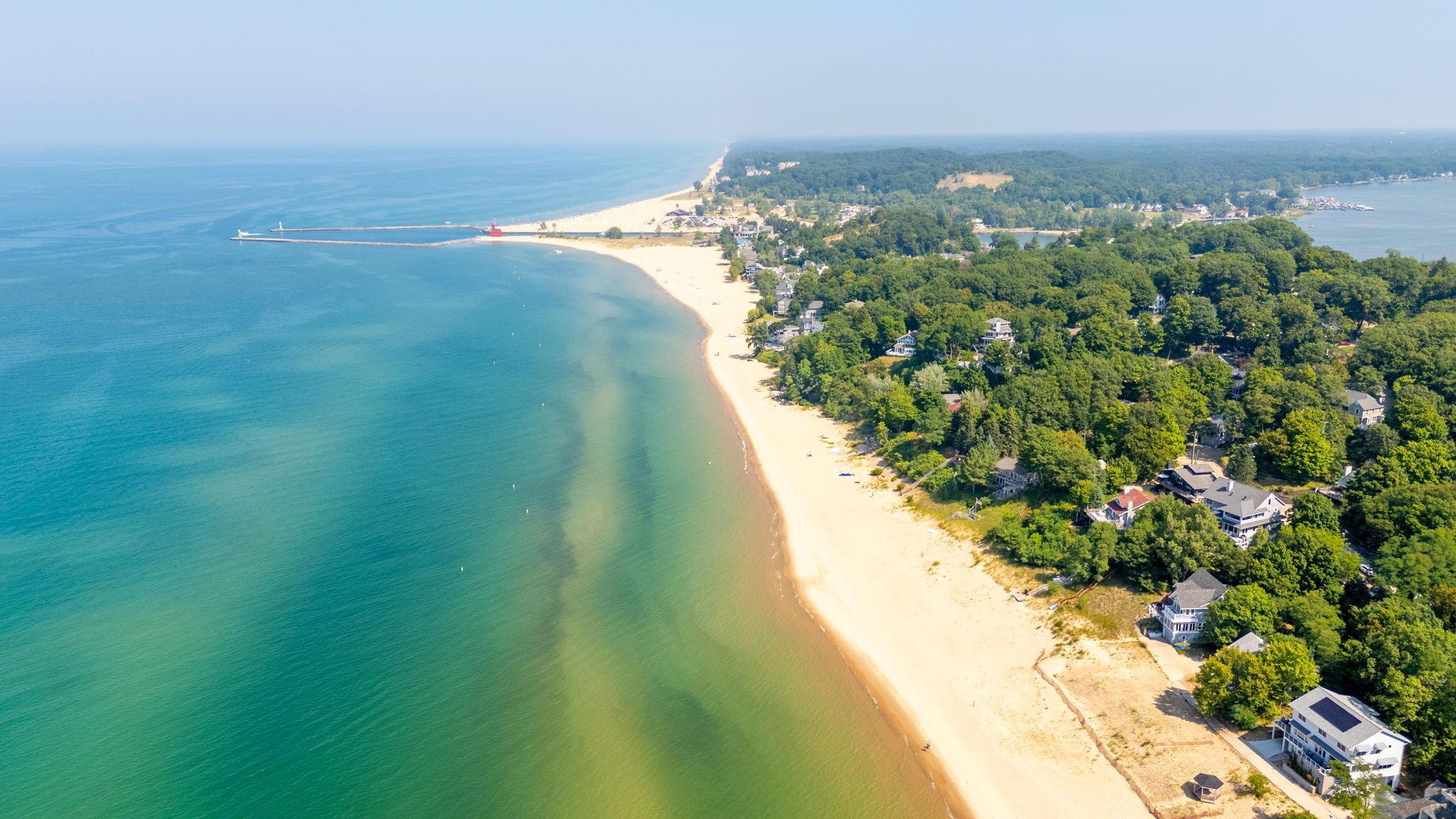 Liegestühle, Strandtücher