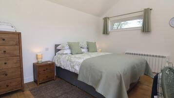 1 quarto, Wi-Fi de cortesia, individualmente decorados
