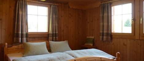2 bedrooms