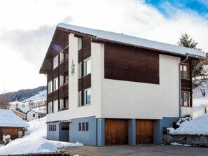 Unclassified image, 5 of 18, button - Casa Crestas 147, Vignogn, (Vignogn), 47000B by Interhome (Vignogn)