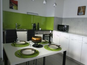 Fridge, microwave, oven, dishwasher - Casa Crestas 147, Vignogn, (Vignogn), 47000B by Interhome (Vignogn)