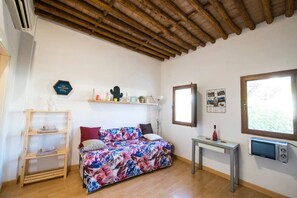 Room - Vrbo Property (Granada)