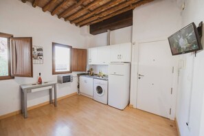 Private kitchen - Vrbo Property (Granada)