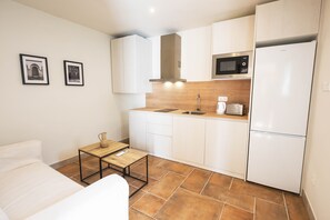 Private kitchen - Andalusian patio (common terrace overlooking the Alhambra) (Granada)