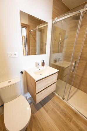 Bathroom - Vrbo Property (Granada)