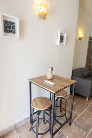 Dining - Vrbo Property (Granada)