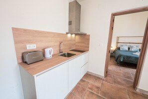 Private kitchen - Vrbo Property (Granada)