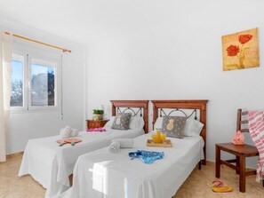 Room - Villa La Marina - PlusHolidays by Interhome (Benissa)