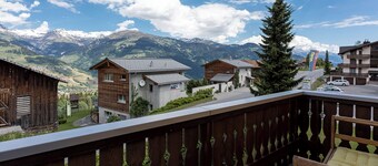Arnika Kornmayer, Obersaxen-Affeier, (Obersaxen). by Interhome