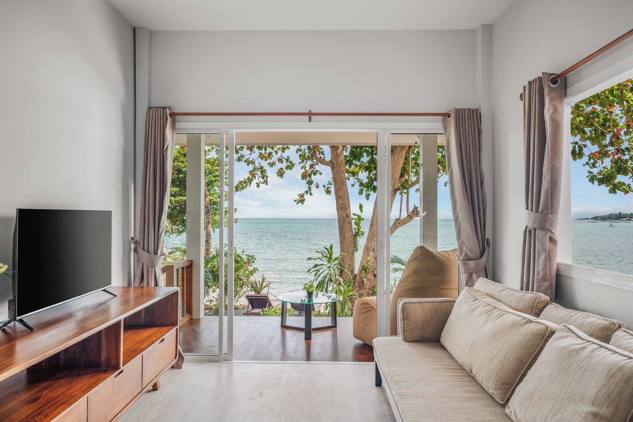 Zimmer, 1 Schlafzimmer, Balkon | Wohnbereich