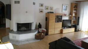 Unclassified image, 5 of 13, button - Casa Cudiala Schmid, Luven, (Luven), 41000B by Interhome (Luven)
