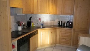 Unclassified image, 2 of 13, button - Casa Cudiala Schmid, Luven, (Luven), 41000B by Interhome (Luven)