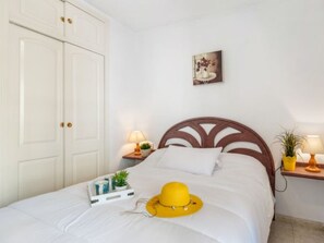 Room - Apartment Zafiro - PlusHolidays by Interhome (Calpe/Calp)