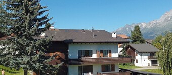 Crestahüs Seeberger, Obersaxen-Misanenga, (Obersaxen). by Interhome