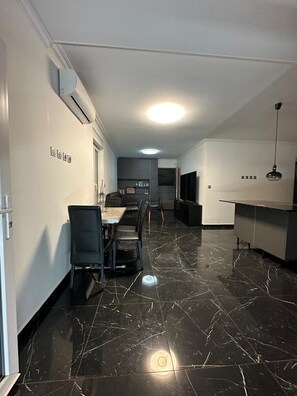 Interior - Villa Badia (Empuriabrava)