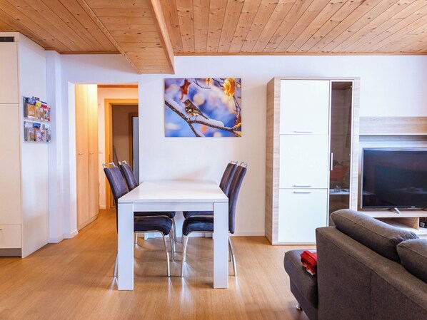 Dining - Dado Casanova, Cumbel, (Cumbel), 42006B by Interhome (Cumbel)