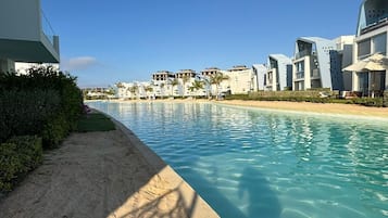 Chalet, 3 chambres, vue lagon | Piscine | Piscine extérieure (ouverte en saison)
